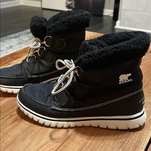 Sorel Black and White Winter Boots with Fur Trim